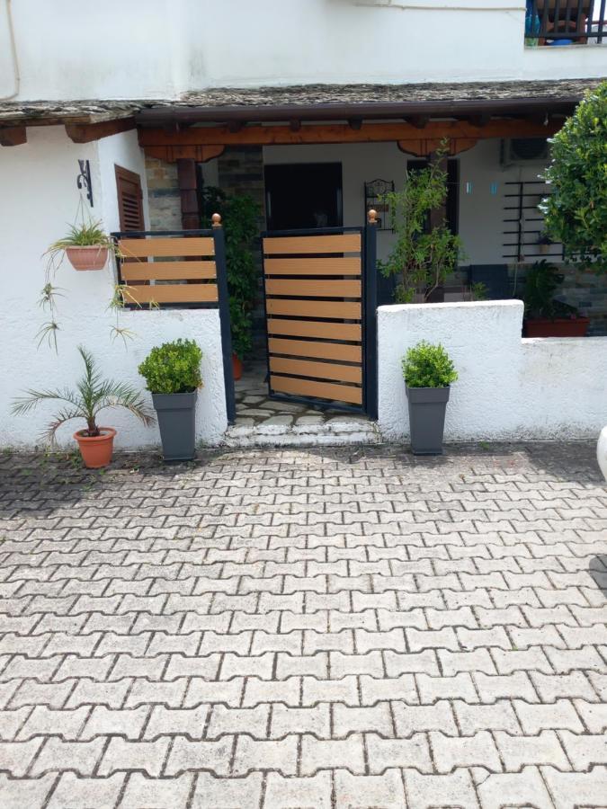 Villa Poly'S Sea Side House Koropi Exterior foto
